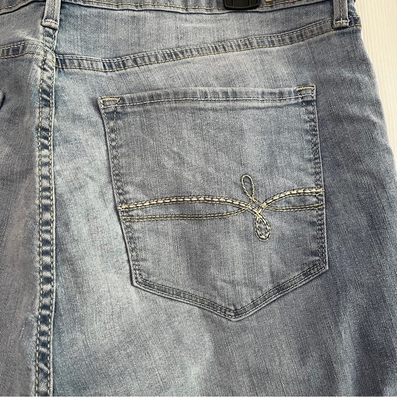 LEVI'S DENIZEN High Rise Jeggings 
Size 15 Skinny Leg - Picture 5 of 11